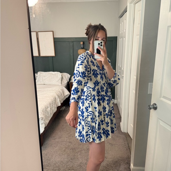 Boutique blue and white mini dress - Picture 2 of 6